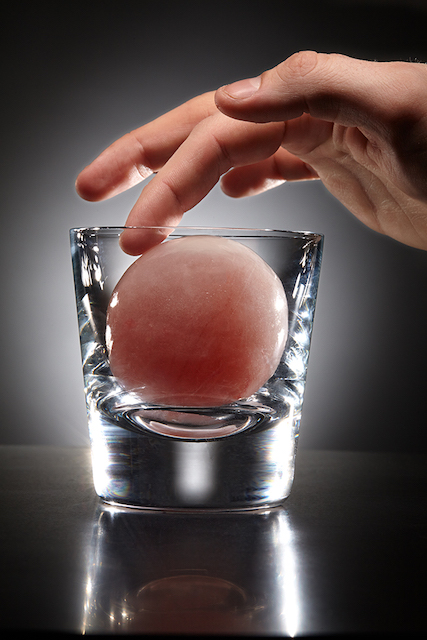 Diamond-Shaped Ice Cubes Will Take Your Drinks To Another Level Of